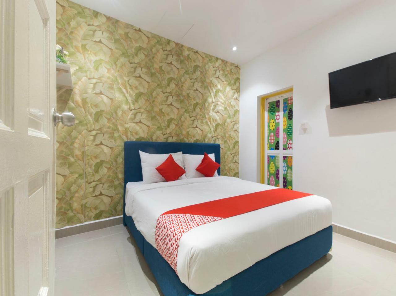 Oyo 90121 Summer House Bed & Cafe Kuala Lumpur Exterior photo