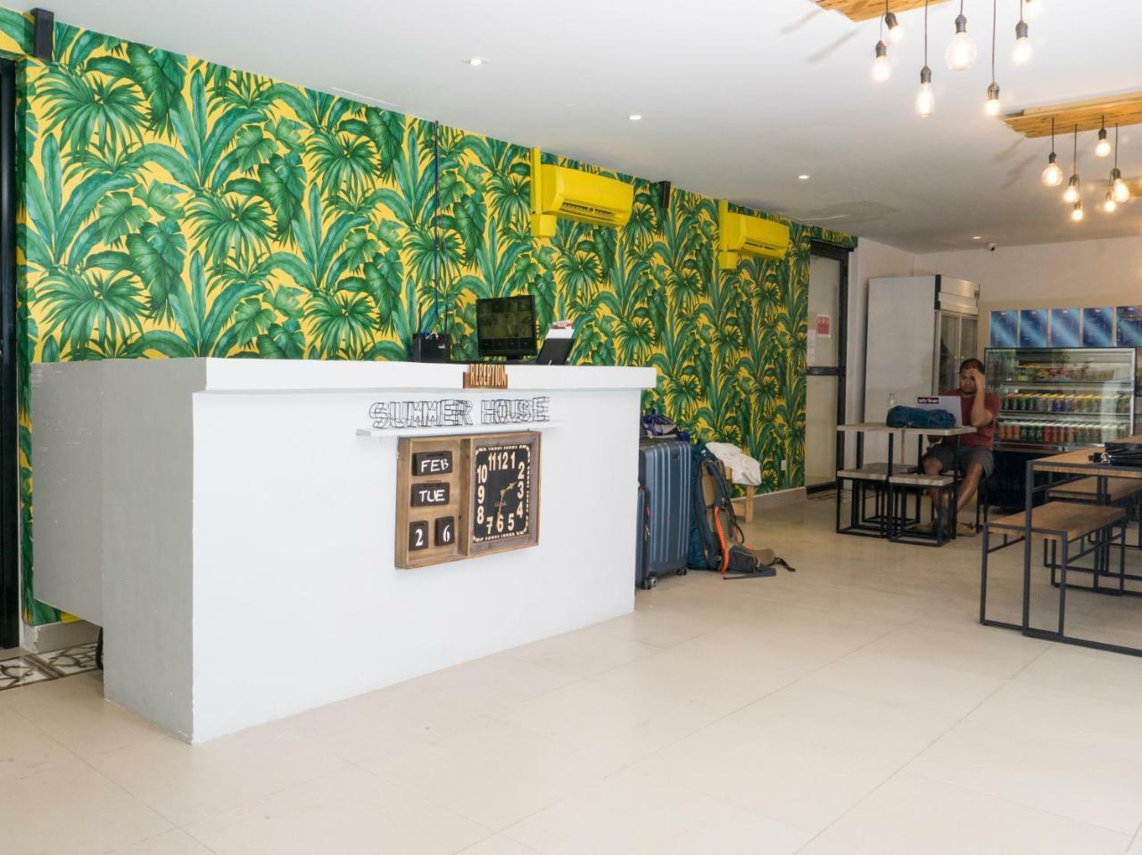 Oyo 90121 Summer House Bed & Cafe Kuala Lumpur Exterior photo